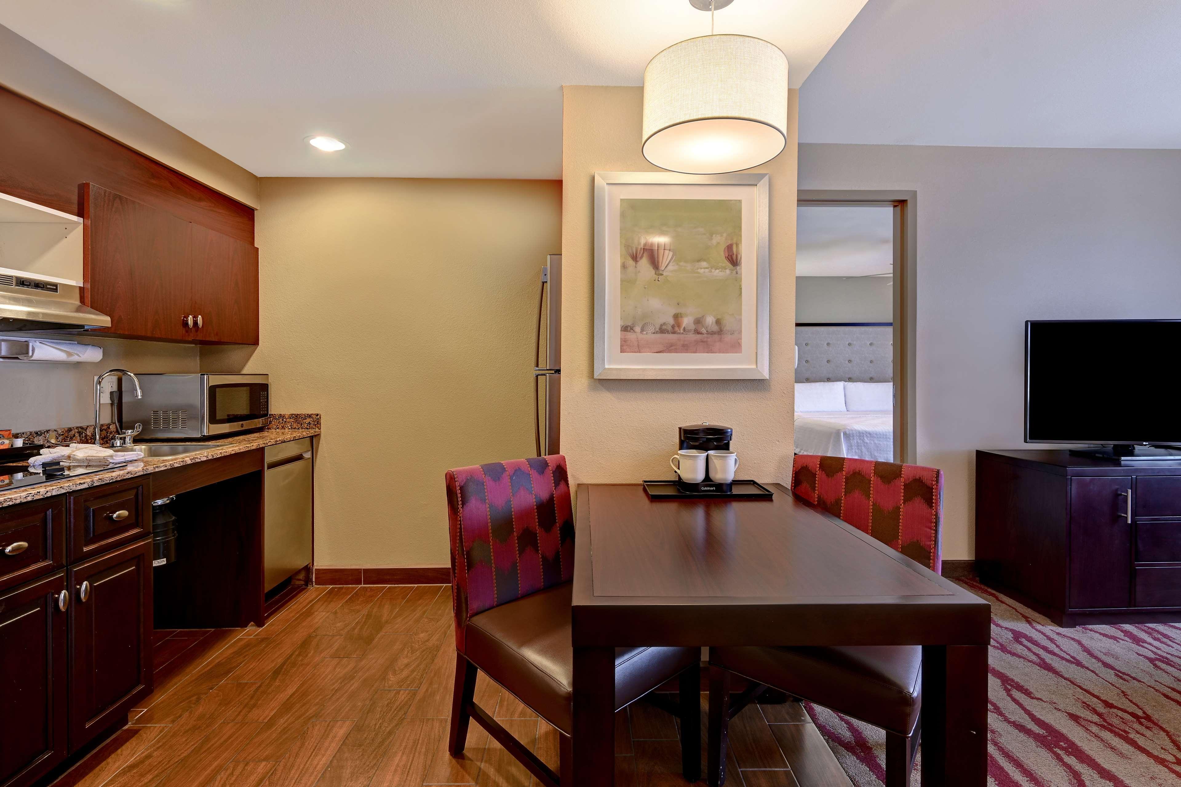 Homewood Suites By Hilton Albuquerque Airport מראה חיצוני תמונה