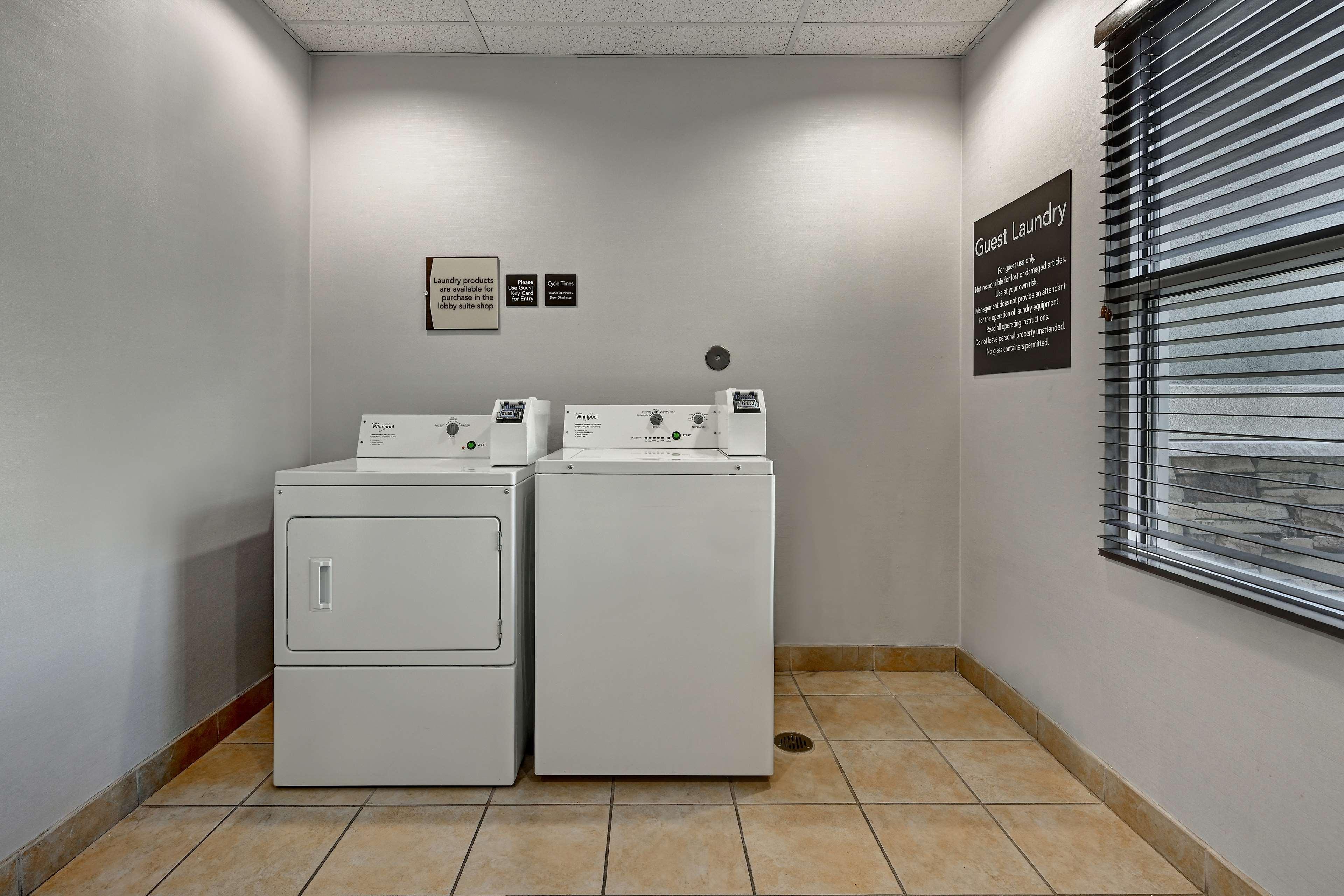 Homewood Suites By Hilton Albuquerque Airport מראה חיצוני תמונה